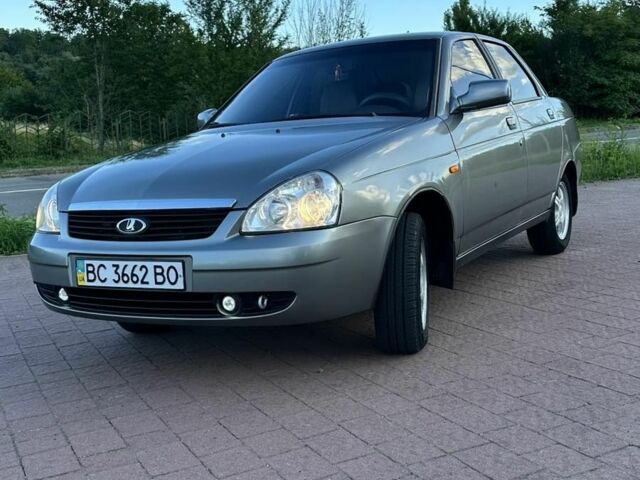 Сірий ВАЗ 2170 Priora, об'ємом двигуна 1.6 л та пробігом 125 тис. км за 2500 $, фото 1 на Automoto.ua