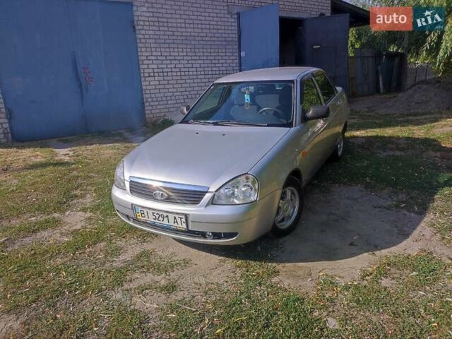 Серый ВАЗ 2170 Priora, объемом двигателя 1.6 л и пробегом 140 тыс. км за 3000 $, фото 1 на Automoto.ua