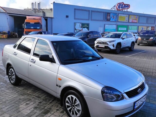 Серый ВАЗ 2170 Priora, объемом двигателя 1.6 л и пробегом 160 тыс. км за 2500 $, фото 1 на Automoto.ua