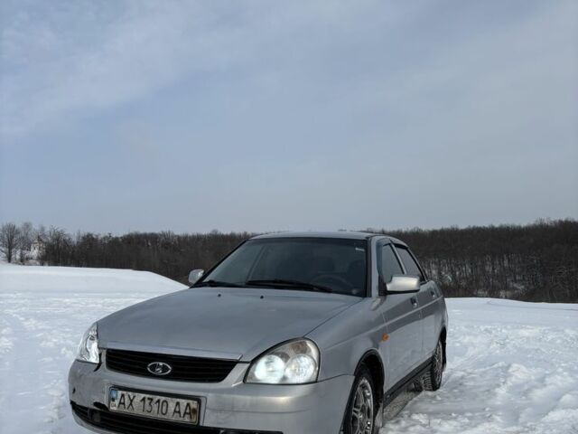 Серый ВАЗ 2170 Priora, объемом двигателя 1.6 л и пробегом 221 тыс. км за 2300 $, фото 1 на Automoto.ua