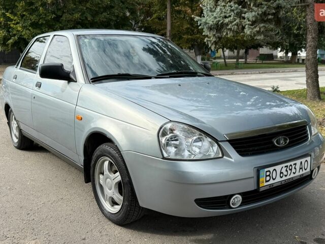Серый ВАЗ 2170 Priora, объемом двигателя 1.6 л и пробегом 129 тыс. км за 2800 $, фото 1 на Automoto.ua