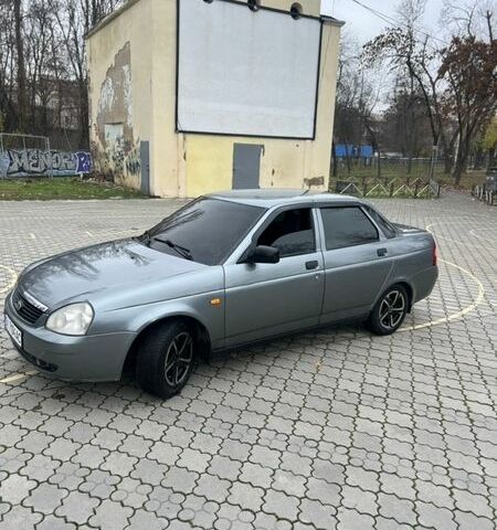 Сірий ВАЗ 2170 Priora, об'ємом двигуна 1.6 л та пробігом 274 тис. км за 2800 $, фото 1 на Automoto.ua