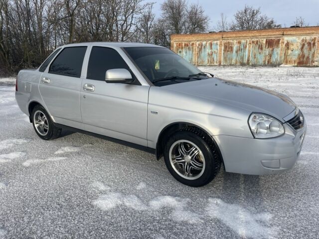 Серый ВАЗ 2170 Priora, объемом двигателя 1.6 л и пробегом 57 тыс. км за 4700 $, фото 1 на Automoto.ua