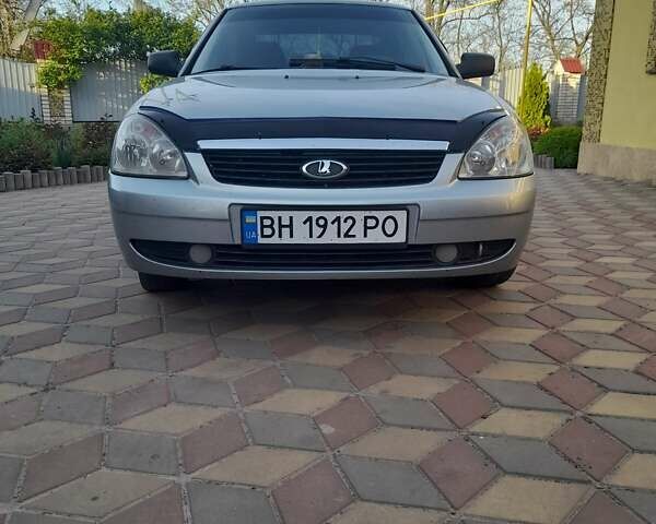 Серый ВАЗ 2170 Priora, объемом двигателя 1.6 л и пробегом 135 тыс. км за 3800 $, фото 1 на Automoto.ua