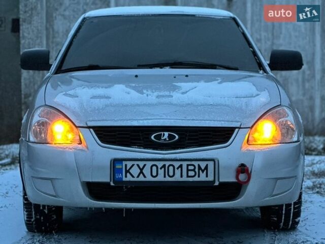 Сірий ВАЗ 2170 Priora, об'ємом двигуна 1.6 л та пробігом 146 тис. км за 3800 $, фото 1 на Automoto.ua