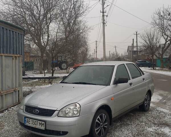 Серый ВАЗ 2170 Priora, объемом двигателя 1.6 л и пробегом 74 тыс. км за 4000 $, фото 1 на Automoto.ua
