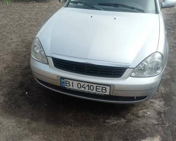 Серый ВАЗ 2170 Priora, объемом двигателя 1.6 л и пробегом 208 тыс. км за 2200 $, фото 1 на Automoto.ua