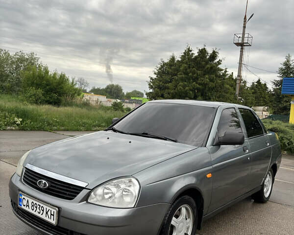 Сірий ВАЗ 2170 Priora, об'ємом двигуна 1.6 л та пробігом 235 тис. км за 2700 $, фото 1 на Automoto.ua