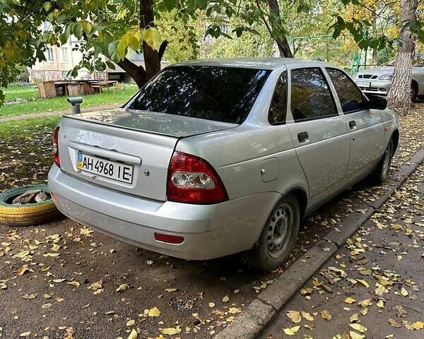 Серый ВАЗ 2170 Priora, объемом двигателя 1.6 л и пробегом 91 тыс. км за 2100 $, фото 1 на Automoto.ua