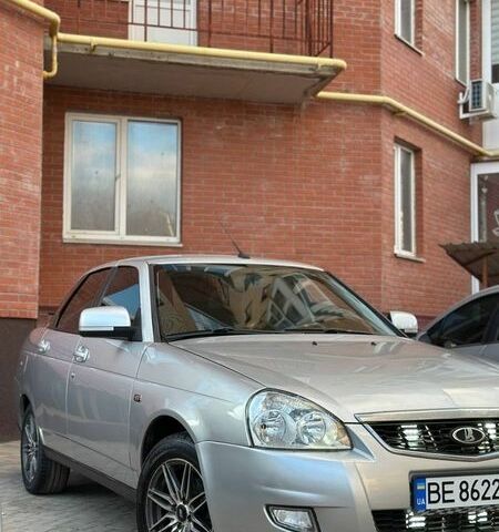 Серый ВАЗ 2170 Priora, объемом двигателя 1.6 л и пробегом 110 тыс. км за 3000 $, фото 1 на Automoto.ua