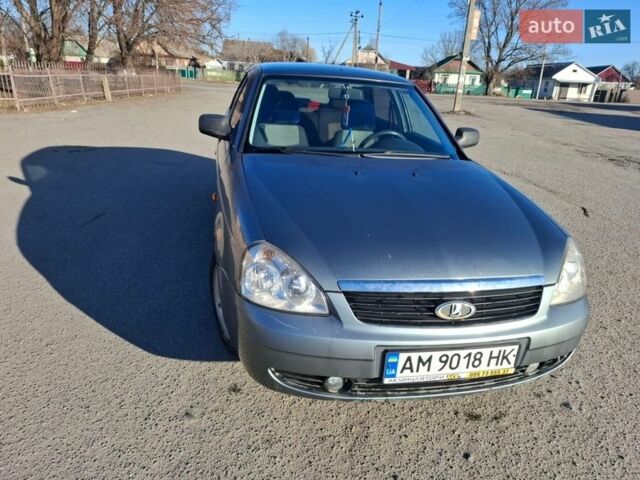 Серый ВАЗ 2170 Priora, объемом двигателя 1.6 л и пробегом 200 тыс. км за 3000 $, фото 1 на Automoto.ua