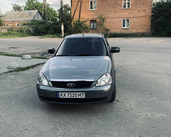 Серый ВАЗ 2170 Priora, объемом двигателя 1.6 л и пробегом 81 тыс. км за 4500 $, фото 1 на Automoto.ua
