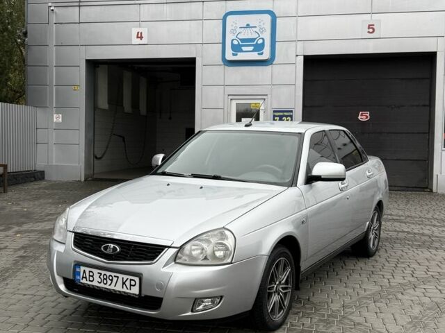 Серый ВАЗ 2170 Priora, объемом двигателя 1.6 л и пробегом 145 тыс. км за 3750 $, фото 1 на Automoto.ua