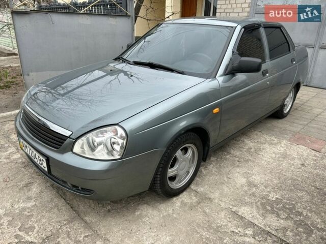 Серый ВАЗ 2170 Priora, объемом двигателя 1.6 л и пробегом 160 тыс. км за 4200 $, фото 1 на Automoto.ua