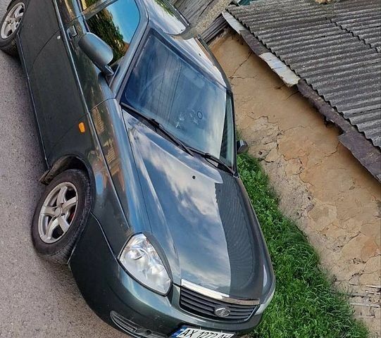 Сірий ВАЗ 2170 Priora, об'ємом двигуна 1.6 л та пробігом 145 тис. км за 4100 $, фото 1 на Automoto.ua