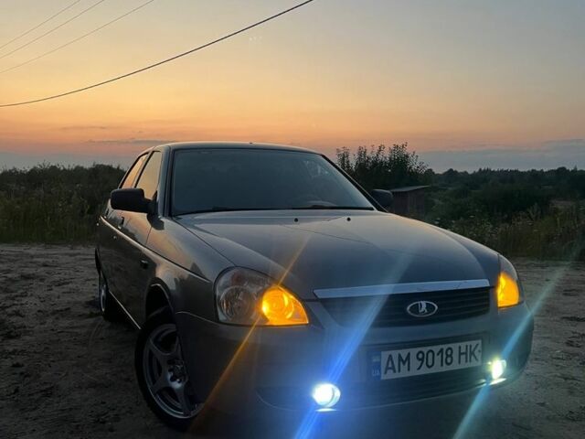 Сірий ВАЗ 2170 Priora, об'ємом двигуна 1.6 л та пробігом 207 тис. км за 3490 $, фото 1 на Automoto.ua