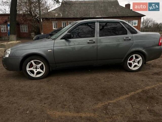 Сірий ВАЗ 2170 Priora, об'ємом двигуна 1.6 л та пробігом 230 тис. км за 2602 $, фото 1 на Automoto.ua