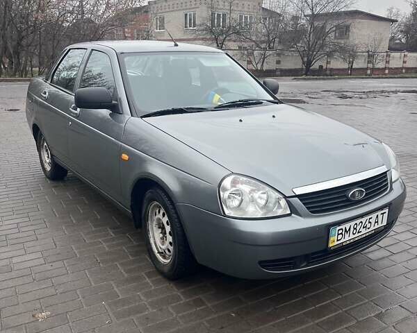 Серый ВАЗ 2170 Priora, объемом двигателя 1.6 л и пробегом 111 тыс. км за 3999 $, фото 1 на Automoto.ua
