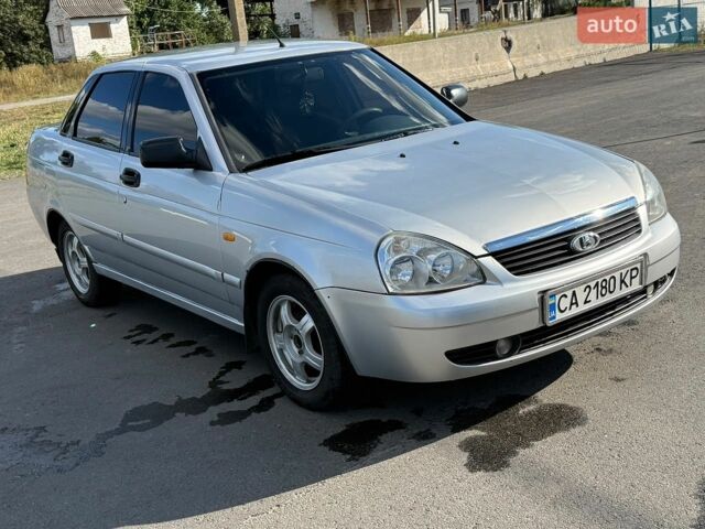 Сірий ВАЗ 2170 Priora, об'ємом двигуна 1.6 л та пробігом 230 тис. км за 2600 $, фото 1 на Automoto.ua