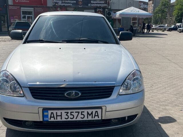 Серый ВАЗ 2170 Priora, объемом двигателя 1.6 л и пробегом 100 тыс. км за 2700 $, фото 1 на Automoto.ua