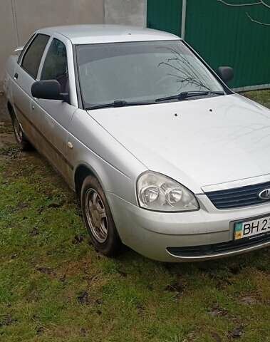 Сірий ВАЗ 2170 Priora, об'ємом двигуна 1.6 л та пробігом 170 тис. км за 3300 $, фото 1 на Automoto.ua