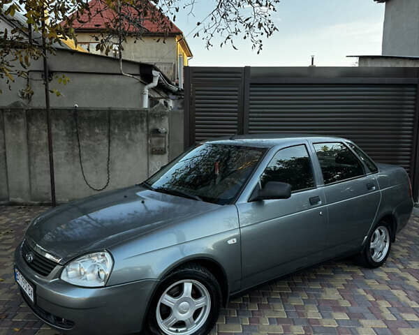 Сірий ВАЗ 2170 Priora, об'ємом двигуна 1.6 л та пробігом 208 тис. км за 3000 $, фото 1 на Automoto.ua