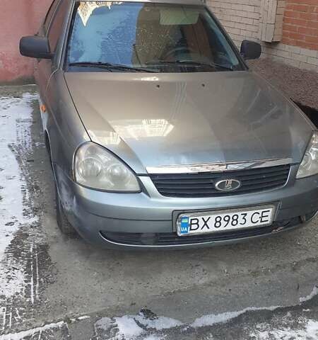 Серый ВАЗ 2170 Priora, объемом двигателя 1.6 л и пробегом 182 тыс. км за 2000 $, фото 1 на Automoto.ua