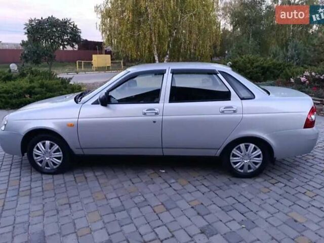 ВАЗ 2170 Priora 2012 в Баштанке на Automoto.ua Серый ВАЗ 2170 Priora, объемом двигателя 1.6 л и пробегом 189 тыс. км за 2300 $, фото 1 на Automoto.ua