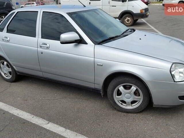 Сірий ВАЗ 2170 Priora, об'ємом двигуна 1.6 л та пробігом 188 тис. км за 3500 $, фото 1 на Automoto.ua