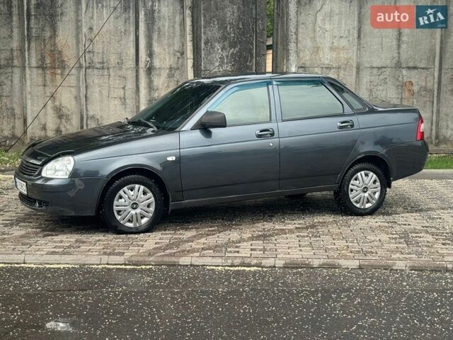 Сірий ВАЗ 2170 Priora, об'ємом двигуна 1.6 л та пробігом 110 тис. км за 2250 $, фото 1 на Automoto.ua