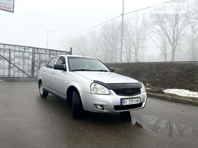 Серый ВАЗ 2170 Priora, объемом двигателя 1.6 л и пробегом 160 тыс. км за 1950 $, фото 1 на Automoto.ua