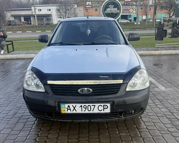 Серый ВАЗ 2170 Priora, объемом двигателя 1.6 л и пробегом 195 тыс. км за 3000 $, фото 1 на Automoto.ua