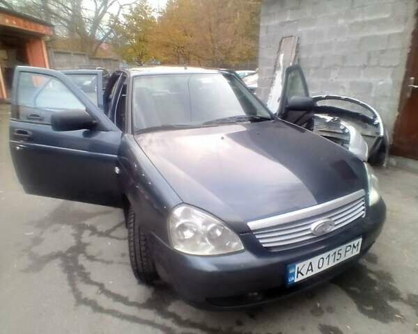 Сірий ВАЗ 2170 Priora, об'ємом двигуна 1.6 л та пробігом 204 тис. км за 3200 $, фото 1 на Automoto.ua