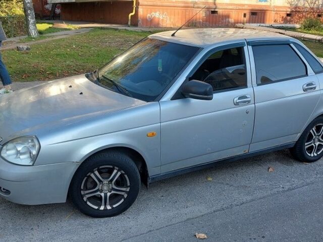 Серый ВАЗ 2170 Priora, объемом двигателя 1.6 л и пробегом 135 тыс. км за 3750 $, фото 1 на Automoto.ua