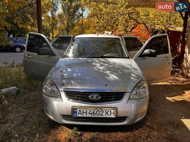 Сірий ВАЗ 2170 Priora, об'ємом двигуна 1.6 л та пробігом 180 тис. км за 3000 $, фото 1 на Automoto.ua