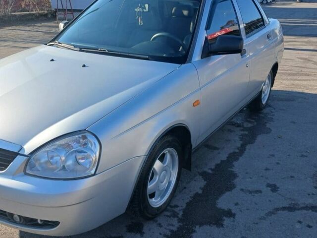 Синий ВАЗ 2170 Priora, объемом двигателя 1.6 л и пробегом 95 тыс. км за 3700 $, фото 1 на Automoto.ua