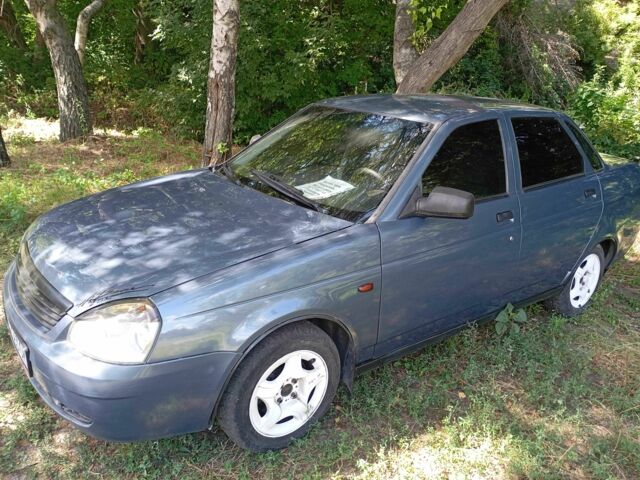 Синій ВАЗ 2170 Priora, об'ємом двигуна 1.6 л та пробігом 243 тис. км за 1305 $, фото 1 на Automoto.ua