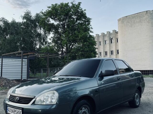 Зеленый ВАЗ 2170 Priora, объемом двигателя 1.6 л и пробегом 215 тыс. км за 1799 $, фото 1 на Automoto.ua