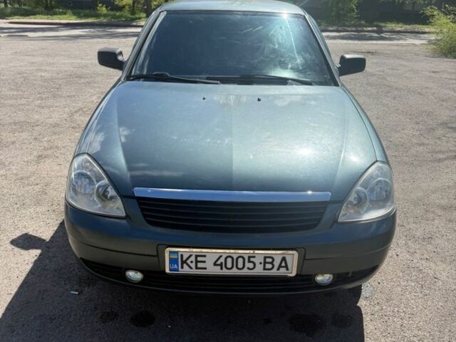 Зеленый ВАЗ 2170 Priora, объемом двигателя 1.6 л и пробегом 200 тыс. км за 3400 $, фото 1 на Automoto.ua