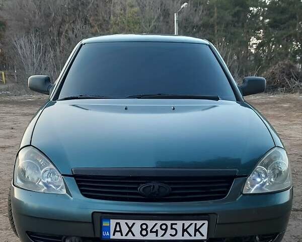 Зеленый ВАЗ 2170 Priora, объемом двигателя 1.6 л и пробегом 400 тыс. км за 2000 $, фото 1 на Automoto.ua
