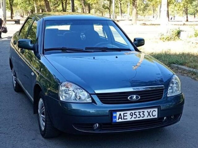 Зеленый ВАЗ 2170 Priora, объемом двигателя 1.6 л и пробегом 200 тыс. км за 3000 $, фото 1 на Automoto.ua