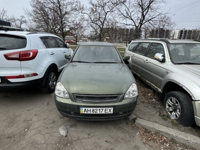 Зеленый ВАЗ 2170 Priora, объемом двигателя 1.6 л и пробегом 279 тыс. км за 1200 $, фото 1 на Automoto.ua