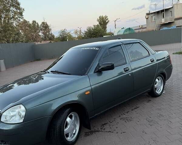Зелений ВАЗ 2170 Priora, об'ємом двигуна 1.6 л та пробігом 150 тис. км за 2252 $, фото 1 на Automoto.ua