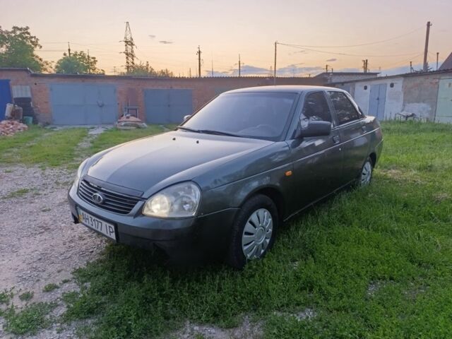 Зеленый ВАЗ 2170 Priora, объемом двигателя 1.6 л и пробегом 275 тыс. км за 1250 $, фото 1 на Automoto.ua