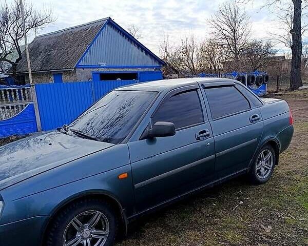 Зеленый ВАЗ 2170 Priora, объемом двигателя 1.6 л и пробегом 250 тыс. км за 2700 $, фото 1 на Automoto.ua