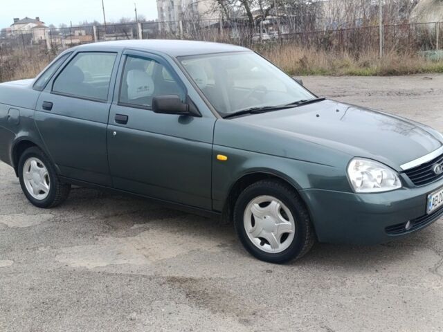 Зеленый ВАЗ 2170 Priora, объемом двигателя 1.6 л и пробегом 85 тыс. км за 2500 $, фото 1 на Automoto.ua
