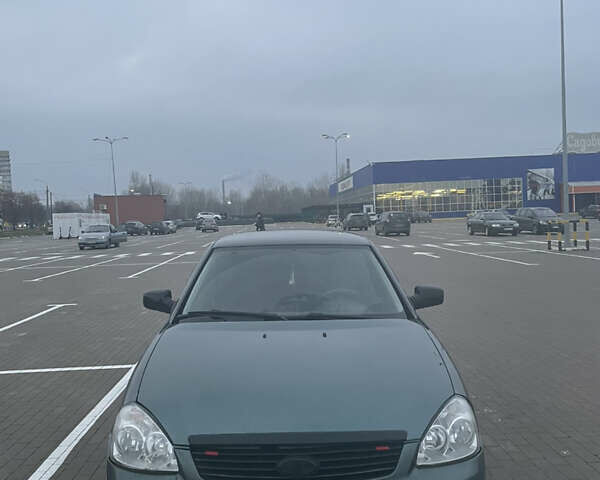 Зелений ВАЗ 2170 Priora, об'ємом двигуна 1.6 л та пробігом 306 тис. км за 2500 $, фото 1 на Automoto.ua