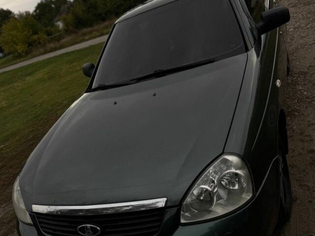 Зеленый ВАЗ 2170 Priora, объемом двигателя 1.6 л и пробегом 160 тыс. км за 3000 $, фото 1 на Automoto.ua