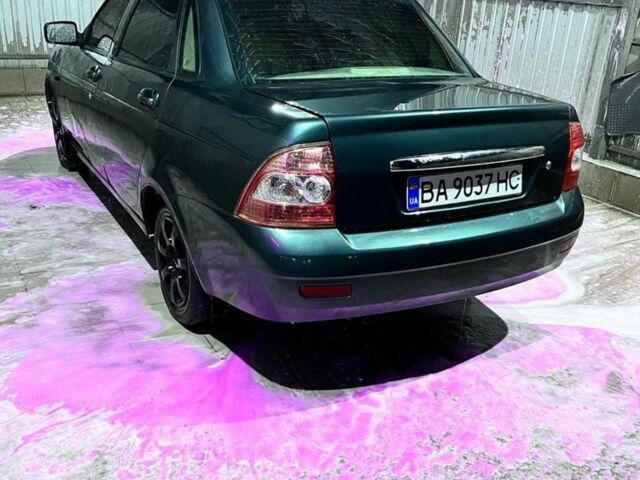 Зеленый ВАЗ 2170 Priora, объемом двигателя 1.6 л и пробегом 428 тыс. км за 2300 $, фото 1 на Automoto.ua