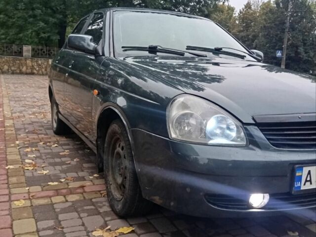 Зеленый ВАЗ 2170 Priora, объемом двигателя 1.6 л и пробегом 270 тыс. км за 2500 $, фото 1 на Automoto.ua